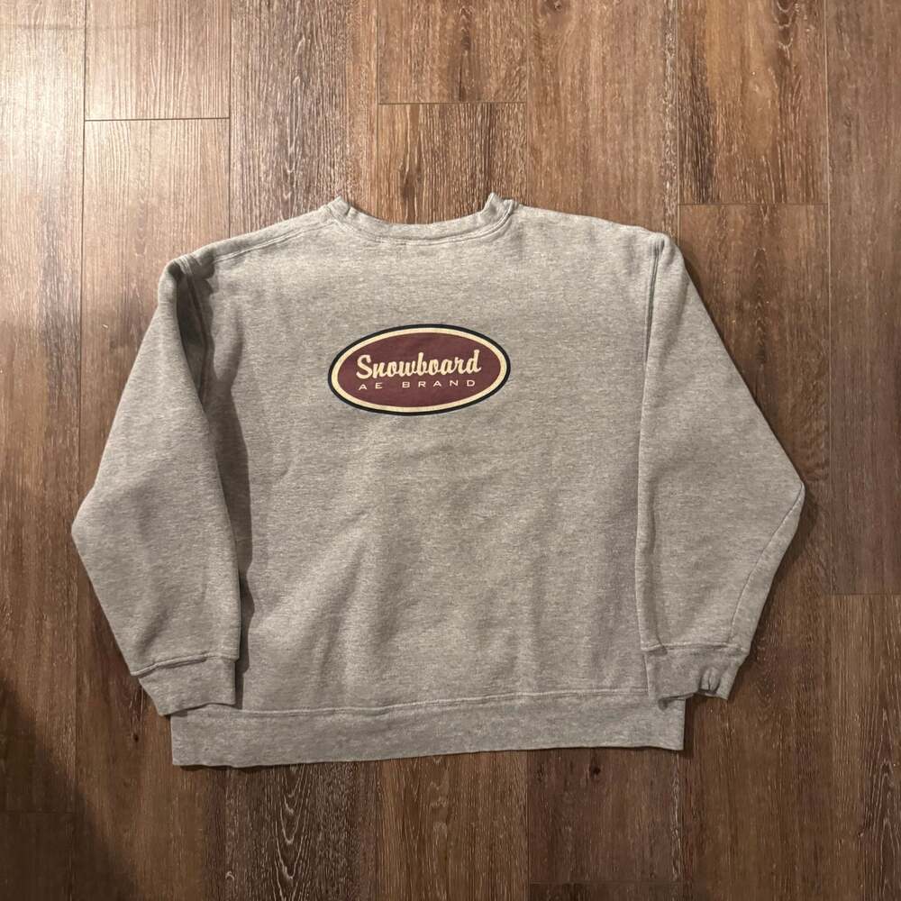men’s vintage american eagle snowboard crewneck
